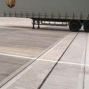 Entretien et nettoyage de l'entrepôt UPS
